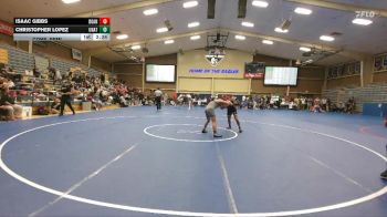 125 lbs Cons. Semi - Isaac Gibbs, Doane vs Christopher Lopez, Unattached