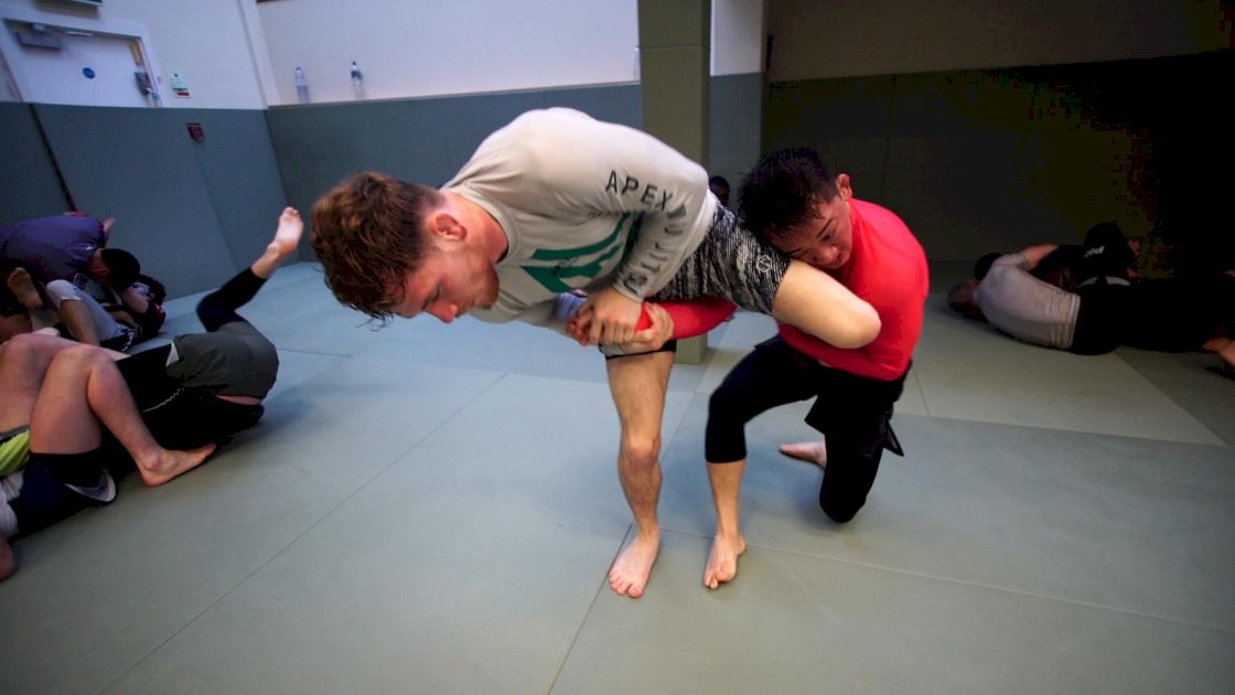 Owen Jones Throws Down At Los Banditos To Prepare For WNO 29