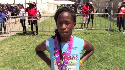 Lashavia Barclay Captures 3rd Place In 200 Hurdles Contest