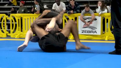 David Garmo Gets Another Highlight Reel Guillotine Finish