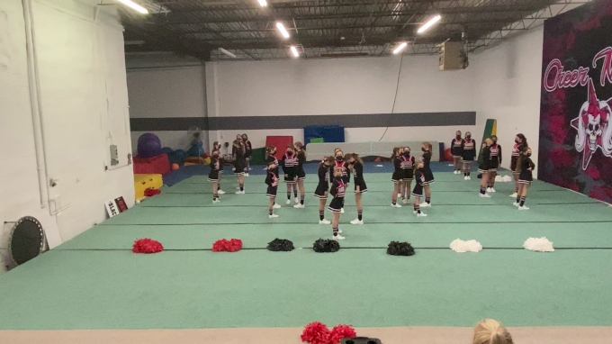 Jr. Raiders Cheerleading [Traditional Open Recreation - 12 & Younger ...