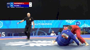 Magomedov A. (UWW) vs Najdek J. (POL) 77kg