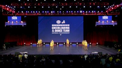 University of Michigan [2022 Division IA Jazz Finals] 2022 UCA & UDA College Cheerleading and Dance Team National Championship