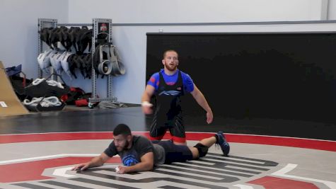 Kyle Snyder Working Par Terre