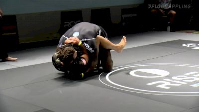 Demetrious Johnson captures gold in World Master IBJJF Jiu-Jitsu
