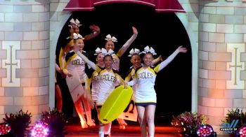 West Babylon High School [2019 Medium Varsity Division II Finals] 2019 UCA National High School Cheerleading Championship