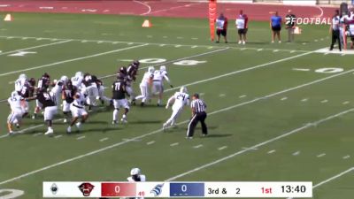 WATCH: Davenport Is Unstoppable In The First Half