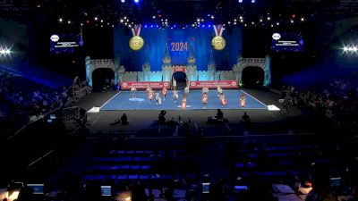 Connetquot High School [2024 Small Varsity D1 Semis] 2024 UCA National High School Cheerleading Championship