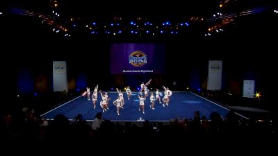 Charlotte Catholic High School [2022 Small Varsity Division II Prelims] 2022 UCA National High School Cheerleading Championship