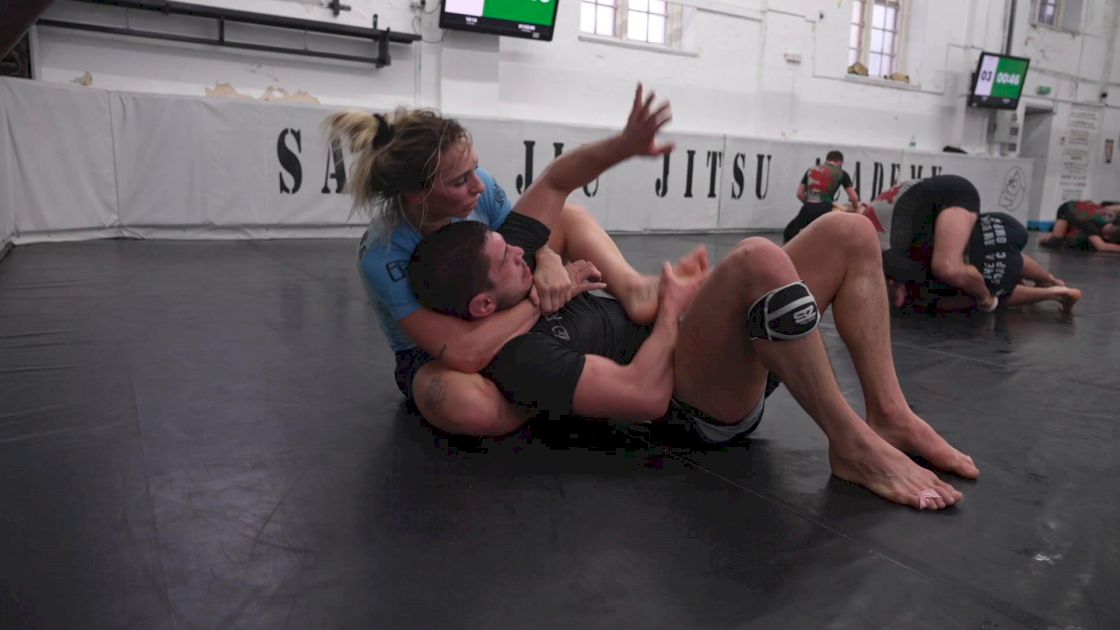 FULL ROUND: Ffion Davies Looks Sharp In Competition Training
