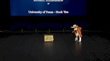 University of Texas - Hook 'Em [2021 Mascot Finals] 2021 UCA & UDA College Cheerleading & Dance Team National Championship