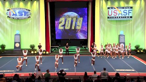 A Look Back At The Cheerleading Worlds 2019 - Senior Open Medalists