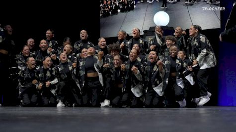 Star Performance Center Wins Senior Large Coed Hip Hop!