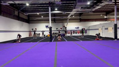 Karen Wagner High School - Karen Wagner High School Cheer Team [Novice Varsity Crowd Leading] 2025 NCA-NDA December Virtual Regional