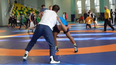 Lachlan McNeil & Bajrang Punia Training