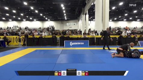 Felipe Ribeiro Souza Fogolin vs Richard Anthony Flores 2025 World IBJJF Jiu-Jitsu No-Gi Championship