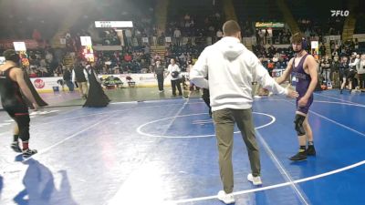 132 lbs Quarterfinal - Derek Marcolini, Milford vs Dillan Mueller, Norton