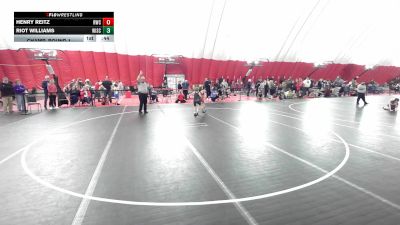 10U True Beginner - 58-60.2 Champ. Round 1 - Henry Reitz, Ringers Wrestling Club vs Riot Williams, Wisconsin