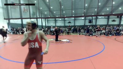 Junior Boys FS - 150 lbs Champ. Round 3 - Xavier Salinas, WA vs Ivan Arias, CA