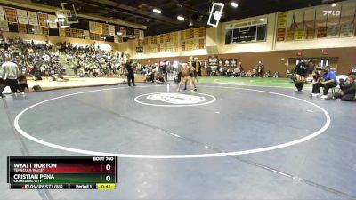 150 lbs Cons. Round 3 - Cristian Pena, Cathedral City vs Wyatt Horton, Temecula Valley