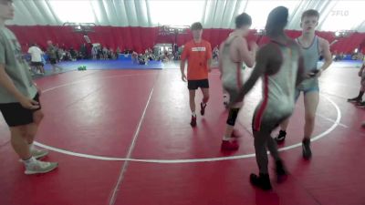 138 lbs Round 3 (8 Team) - Landon Baumann, Roncalli B vs Elias Chaney, Batavia B