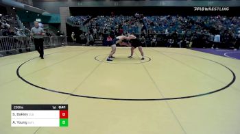 220 lbs Consi Of 32 #2 - Stefan Bakiev, De La Salle vs Austin Young, Casteel