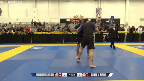 Daniel M Burdis vs Raul Alejandro Jose Olivo Osorio 2024 World IBJJF Jiu-Jitsu No-Gi Championship