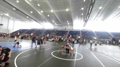 43 lbs Consi Of 8 #1 - Ella Beck, Top Rank Hammers vs Elijah Bustos, Silvaback Training Center