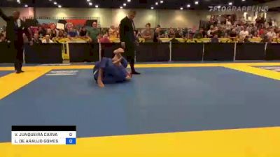 VICTOR JUNQUEIRA CARVALHO vs LUCAS DE ARAUJO GOMES 2022 World Master IBJJF Jiu-Jitsu Championship