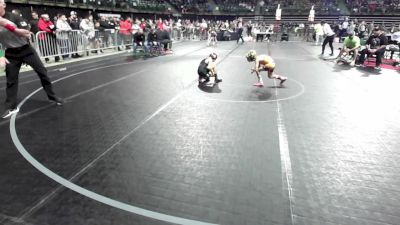 65 lbs Round Of 32 - Tommy Mustakis, Clearview vs Alexander LaBella, South Plainfield