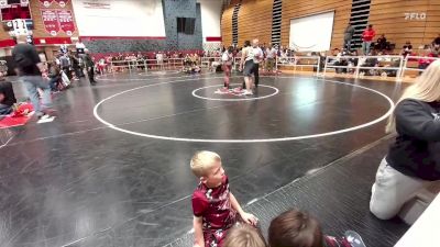 190 lbs Cons. Round 2 - Logan Tsosi, Fort Washakie Middle School vs David Espinoza, Worland Middle School