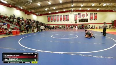 157 lbs Semifinal - Noah Reynolds, Fresno City College vs Sam Gallardo, University Nevada Las Vegas