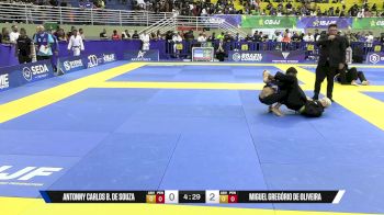 Miguel Gregório De Oliveira vs Antonny Carlos B. De Souza 2025 Brasileiro Jiu-Jitsu IBJJF