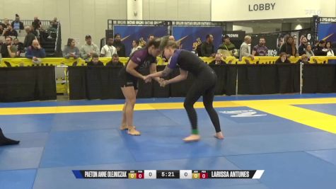 Larissa Antunes vs Paeton Anne Olejniczak 2024 World IBJJF Jiu-Jitsu No-Gi Championship