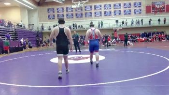 285 lbs Cons. Round 1 - Logan Clayburn, Southwestern Oregon Community College vs Chris Eberle, Unattached