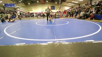 43 lbs Consi Of 16 #2 - Ember Shelton, Team Tulsa Wrestling Club vs Kross Kemble, Ponca City Wildcat Wrestling