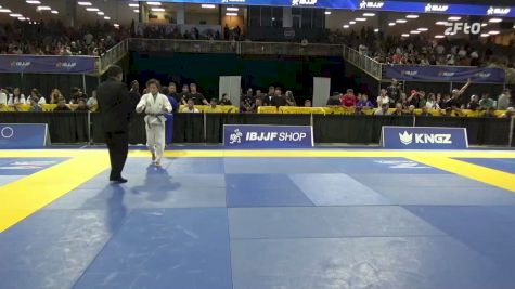 Taliya Thao Sassine vs Izabella Janelle Ferreyra 2026 Pan Kids Jiu-Jitsu IBJJF Championship