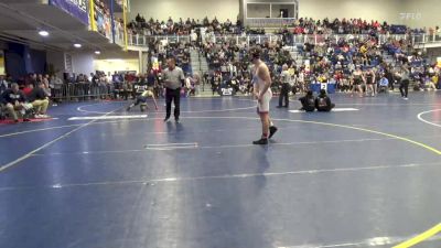 160 lbs R-32 - Gavin Lucas, Bellefonte vs Nicky Negron, Bishop McDevitt