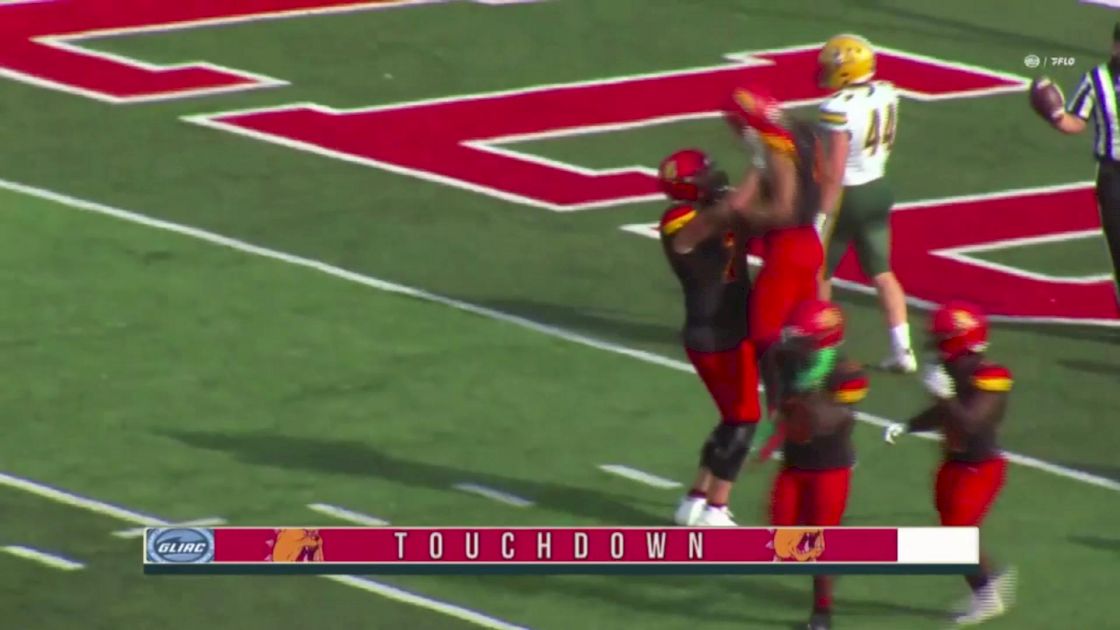 WATCH: Chambliss Cuts Through Defense For Another TD