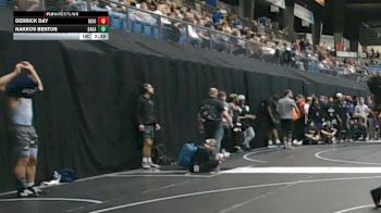 149 lbs Champ. Round 2 - Derrick Day, Northwestern (Iowa) vs Nakkos Benton, Baker (Kan.)
