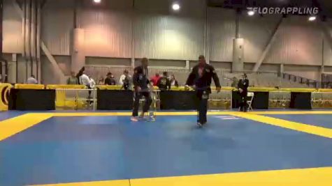 Replay: Mat 1 - 2022 World Master IBJJF Championship | Sep 2 @ 8 PM