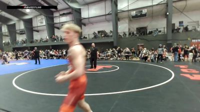 Junior Boys FS - 132 lbs Champ. Round 1 - Mason Carlson, UT vs Michael Cobabe, OR