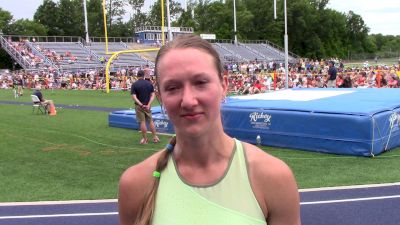 Sydney Walter determined to make improvements, values the camaraderie of vaulters