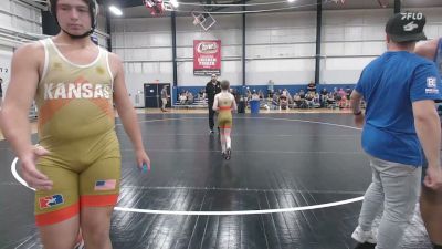 75 lbs Luke Taussig, Kansas vs Elijah Castro, Texas