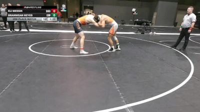 174 lbs 3rd Place Match - Eli Messik, Baker (Kan.) vs Brannigan Reyes, Cowley College