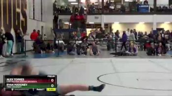 197 lbs Prelim - Ryan Mahoney, Trine University vs Alex Torres, Case Western Reserve University