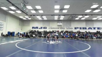 133 lbs Cons. Round 3 - Caleb Aguilera, College Of Redwoods vs Isreal Flores, Delta College