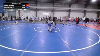 132 lbs Semifinal - Alexander Martinez, Scorpions - HS vs Tristan Levin, Triumph Maize - HS