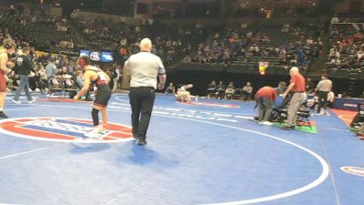 132 Class 3 lbs Champ. Round 1 - Dayton Dunn, Warrensburg vs Jason Tran, Ft. Zumwalt South