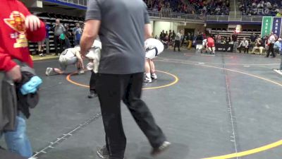 200 lbs Round Of 32 - Garrett Dluhos, Westmont Hilltop vs Bentley King, Montgomery